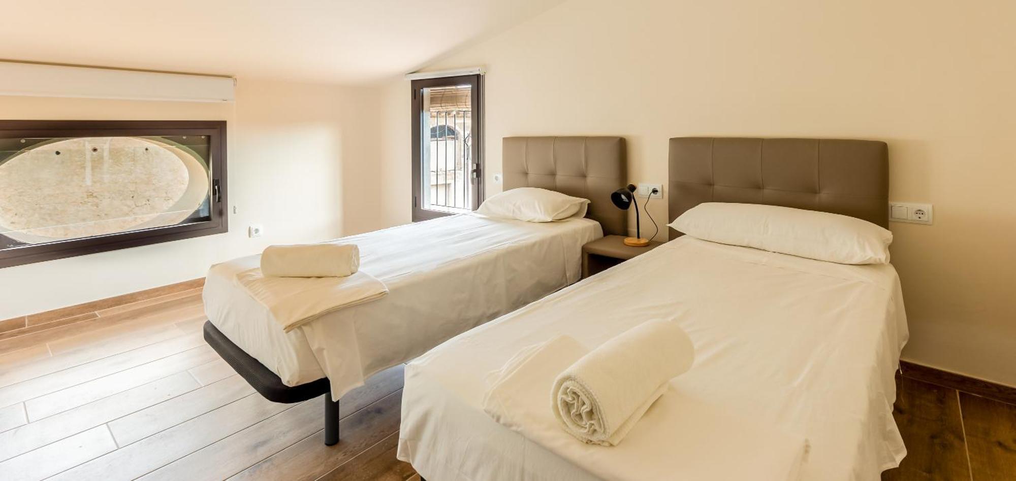 Can Cintet 3 Apartamento Con Terraza En Besalu Ngoại thất bức ảnh