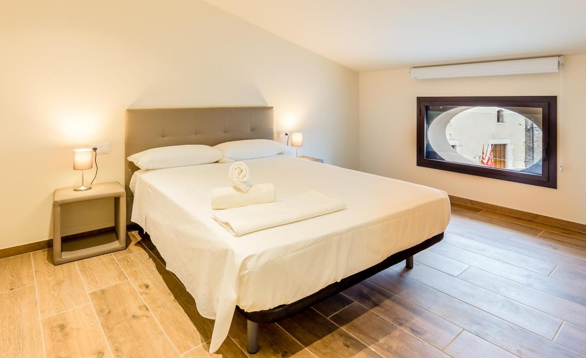 Can Cintet 3 Apartamento Con Terraza En Besalu Ngoại thất bức ảnh