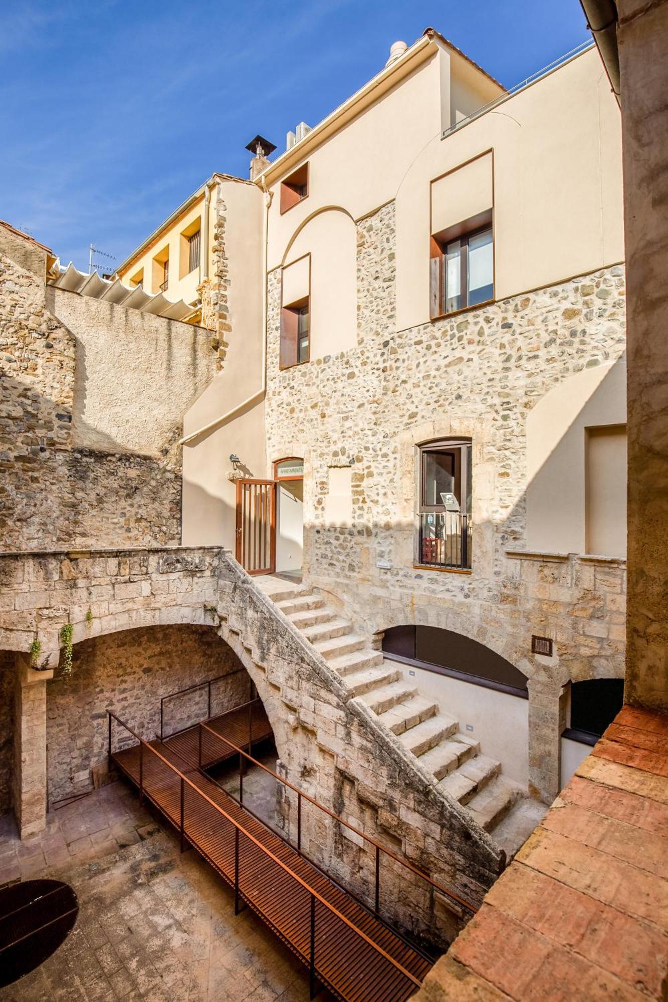 Can Cintet 3 Apartamento Con Terraza En Besalu Ngoại thất bức ảnh